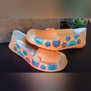 New Boho Flower Leather Flats Sz 43/9
